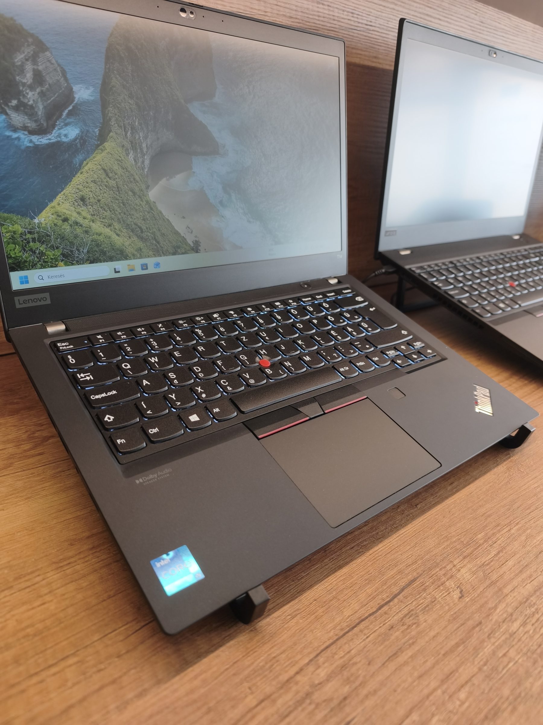 Lenovo ThinkPad T14 Gen2, 3. kép