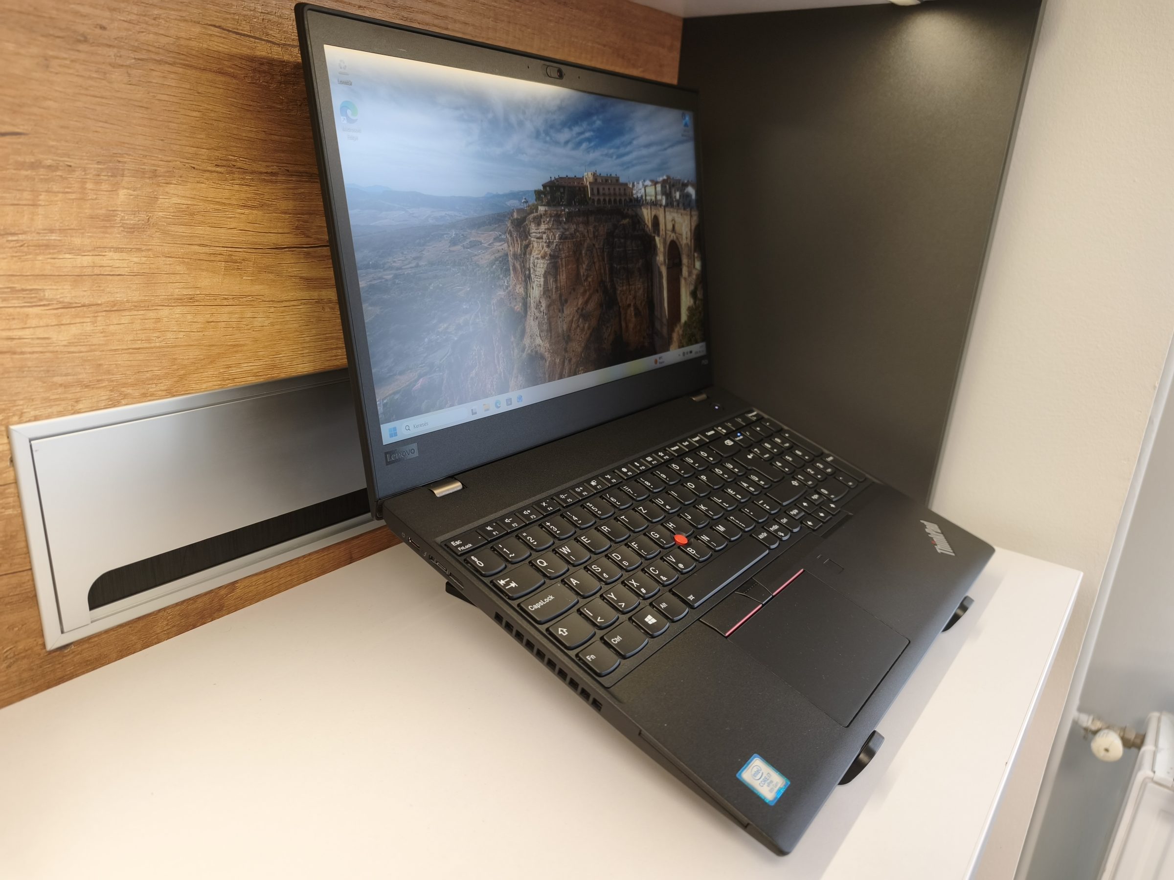 Lenovo ThinkPad P52s