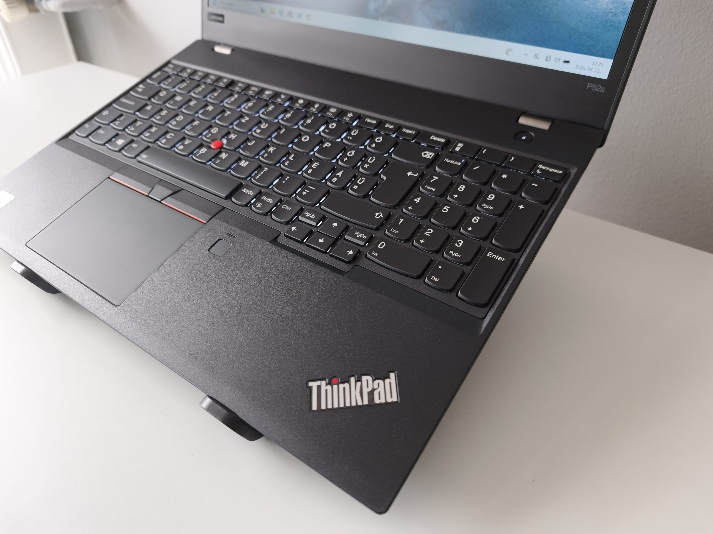 Lenovo ThinkPad P52s
