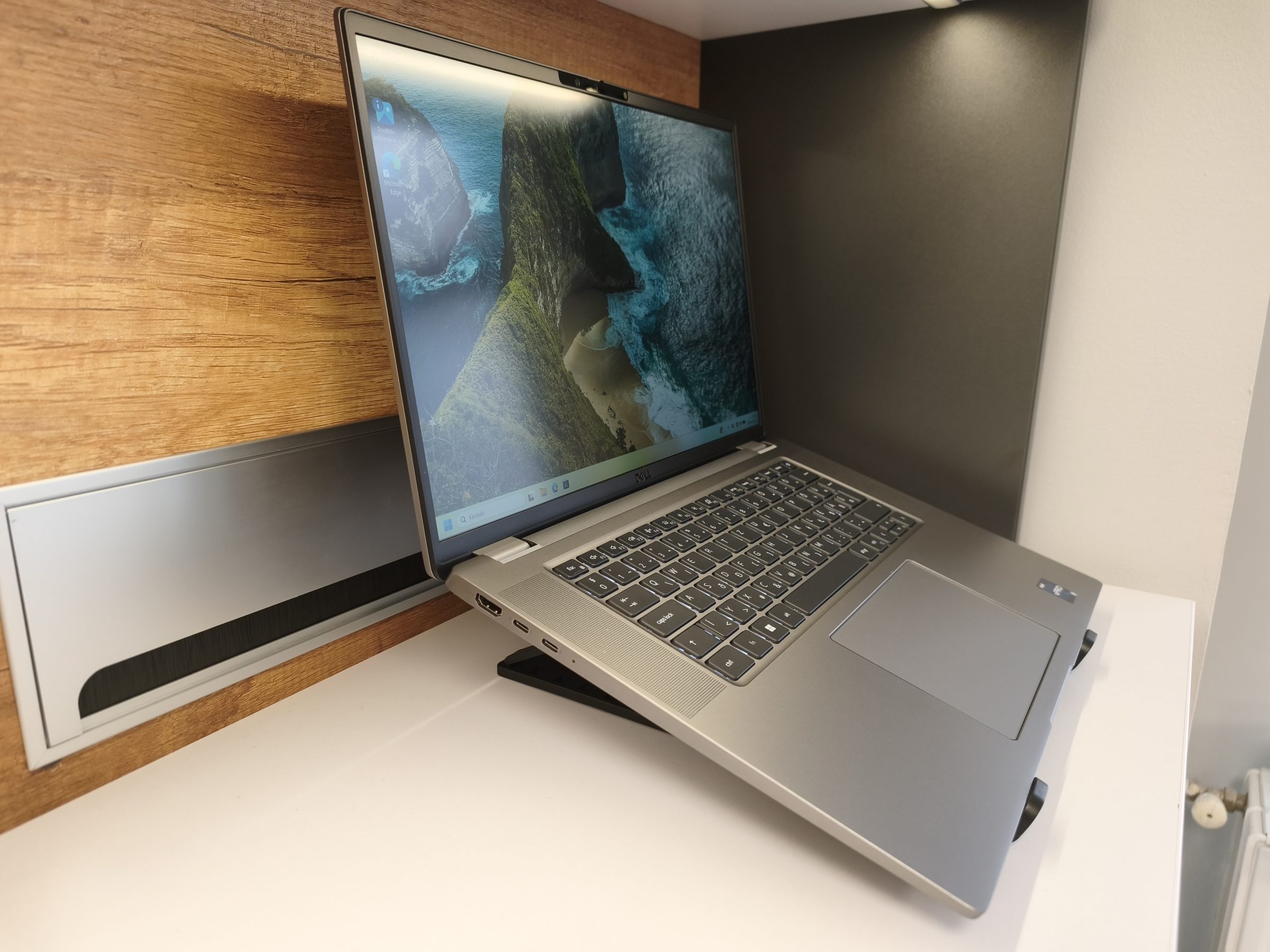 Dell Latitude 7640