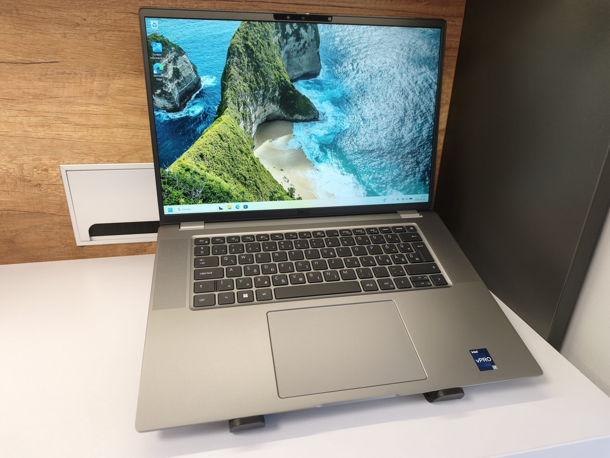 Dell Latitude 7640