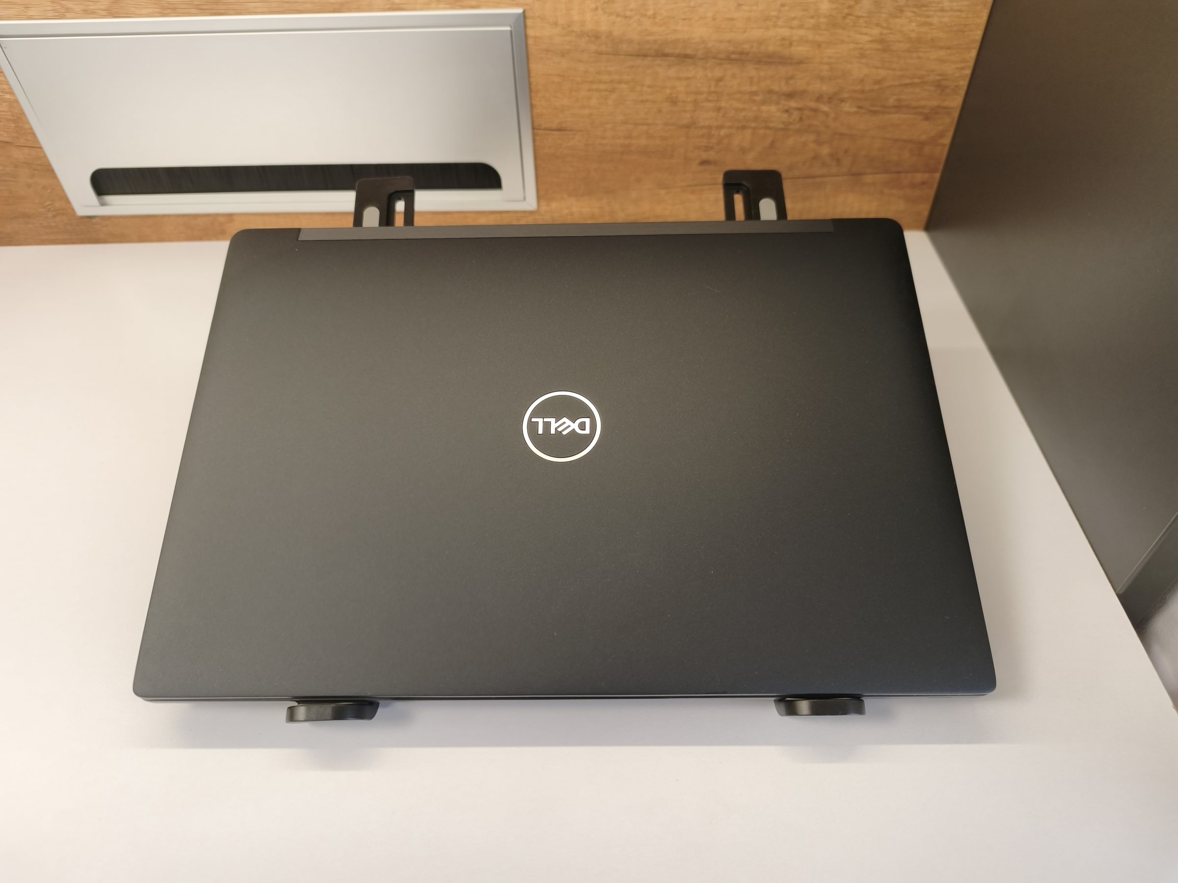 Dell Latitude 7390