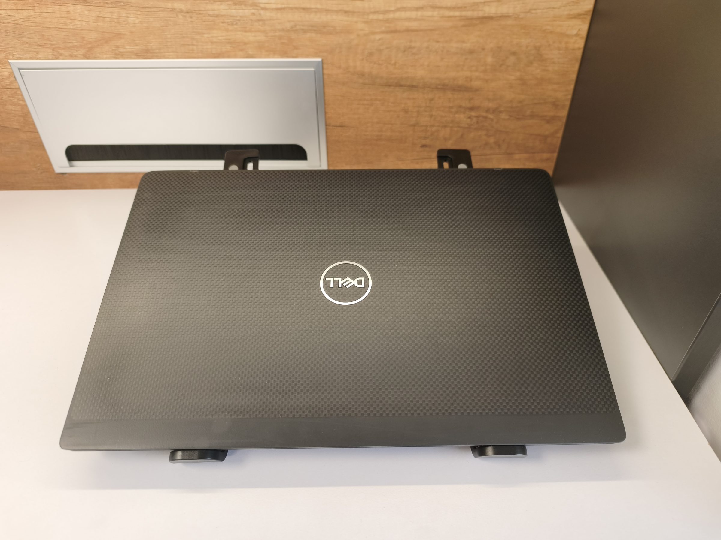 Dell Latitude 7400
