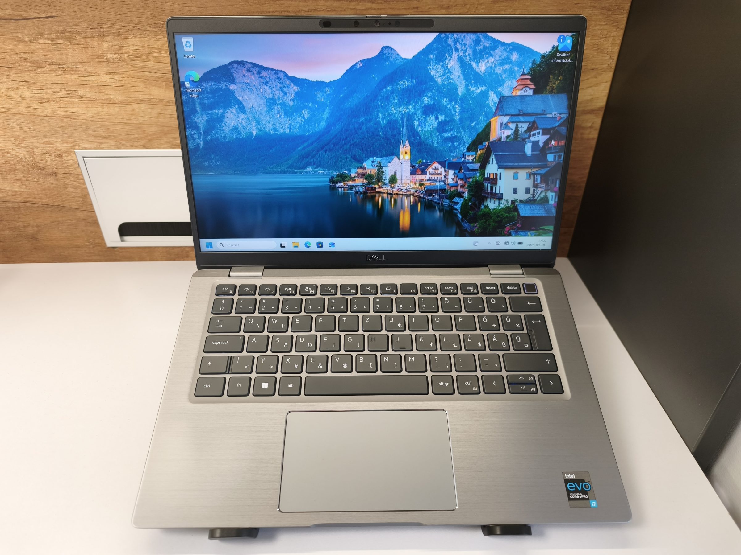 Dell Latitude 7420