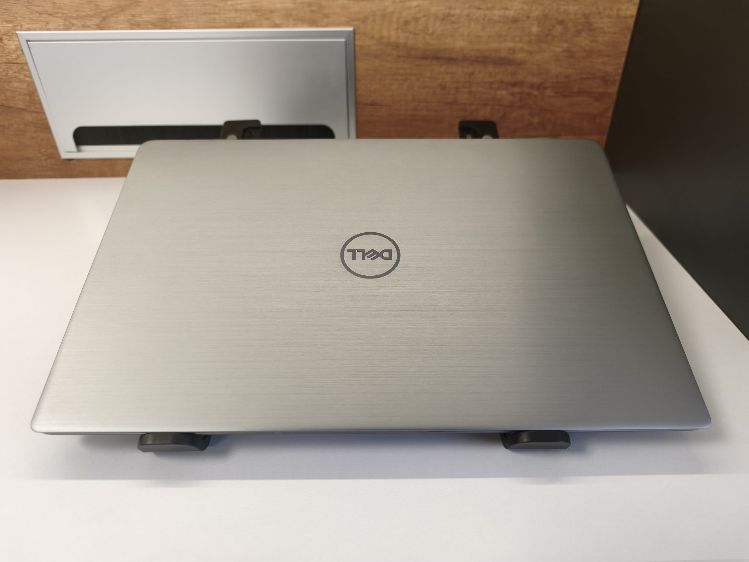 Dell Latitude 7420