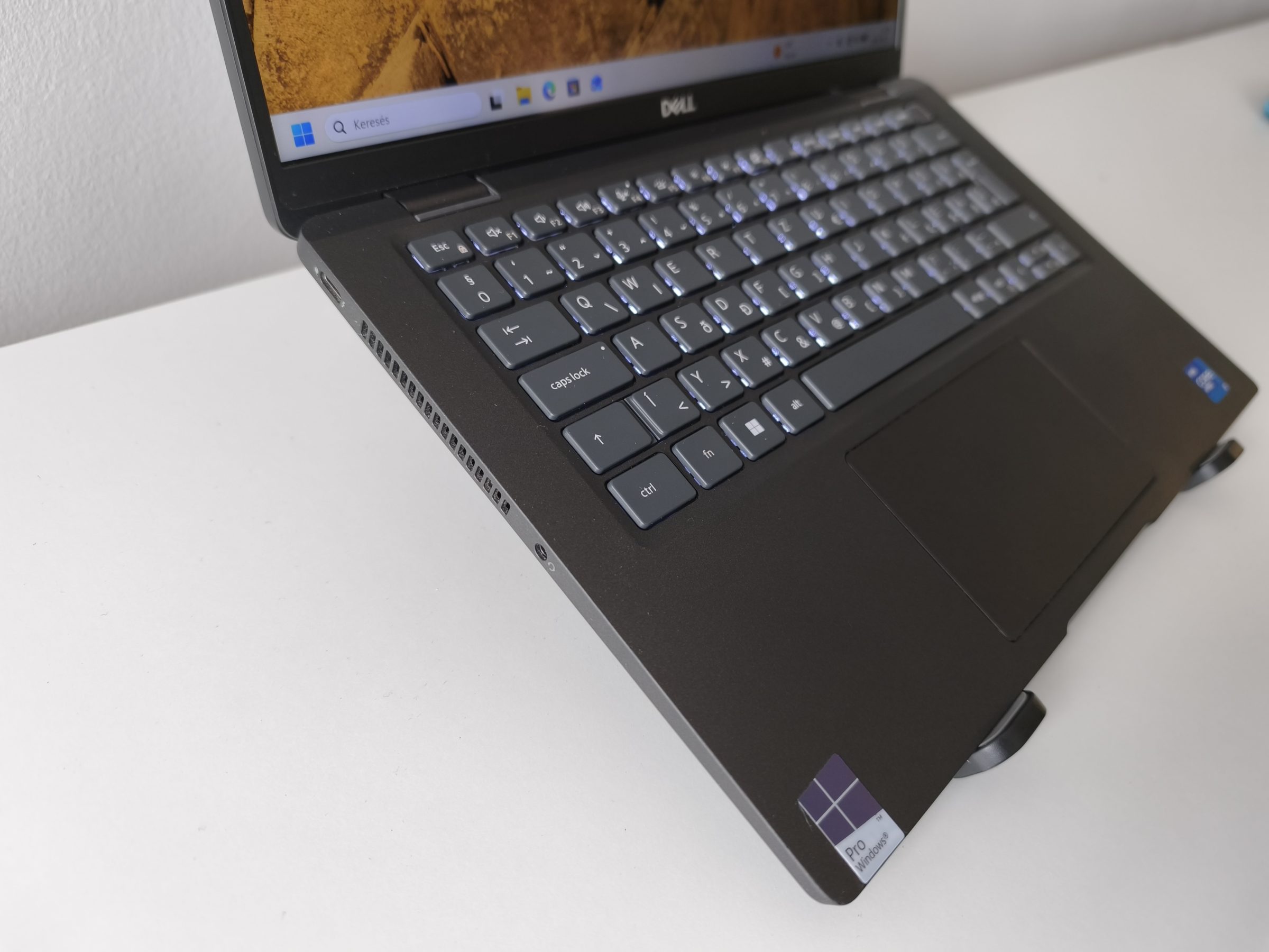 Dell Latitude 7420