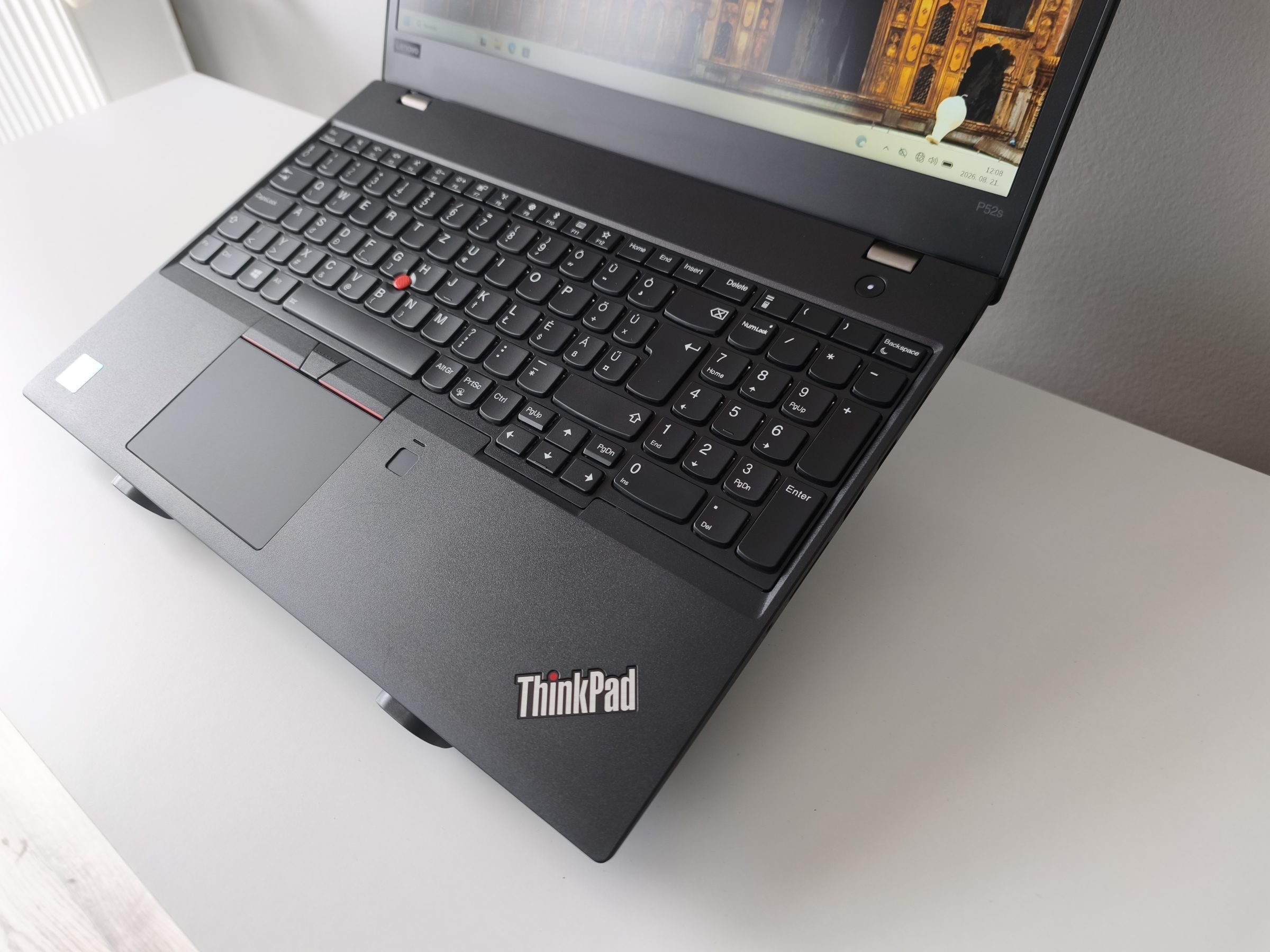 Lenovo ThinkPad P52s